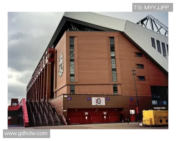 利物浦：一座承载足球传奇与历史文化的城市探秘之旅