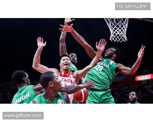 易建联再度回顾辉煌篮球生涯展望中国男篮未来发展方向