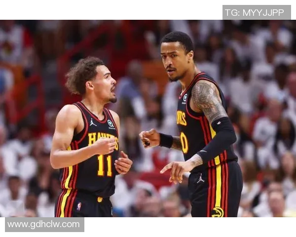 特雷·杨引领攻防新潮流 解析他如何改变现代篮球比赛的节奏与风格